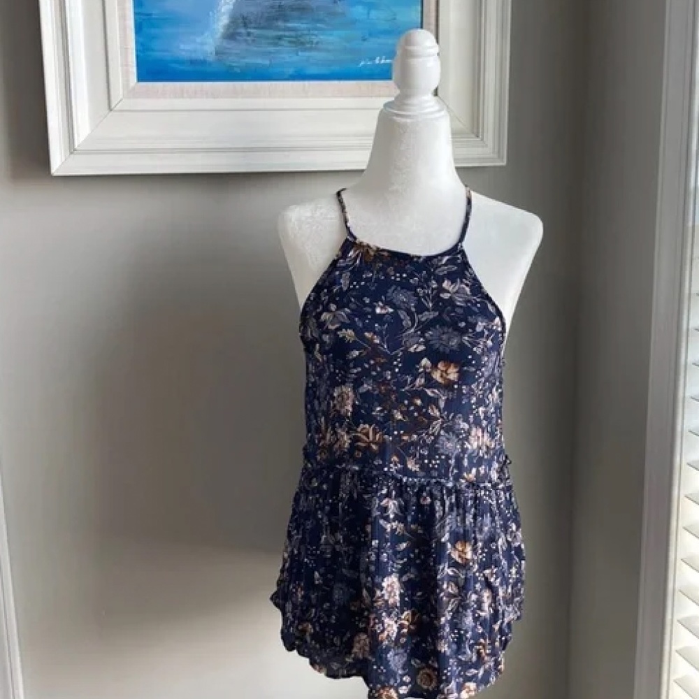 American Eagle high neck floral top flowy swing perfect for summer